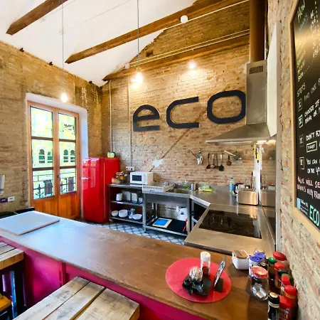 Eco אכסניה *